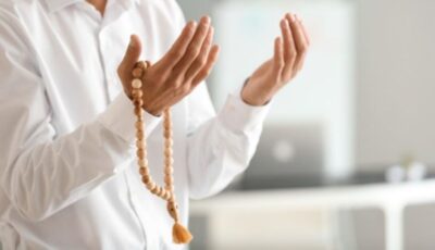 كيف احتفل سيدنا محمد والسلف الصالح بالمولد النبوي؟ صور مختلفة احتفاءً بسيد البشر