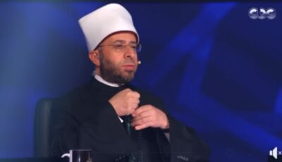وزير الأوقاف يزور مفتي الجمهورية للاطمئنان على صحته