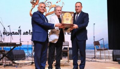 وزير التعليم العالي يشهد ختام فعاليات مهرجان «طرب» في موسمه الثاني بجامعة السويس