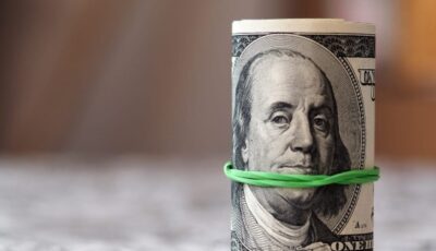 عقب تراجعه.. سعر الدولار في بنك مصر والبنك الأهلي المصري