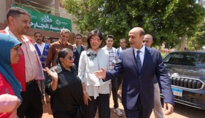 قافلة إيد واحدة بأسيوط.. تقديم حزمة متكاملة من الخدمات للأسر الأولى بالرعاية