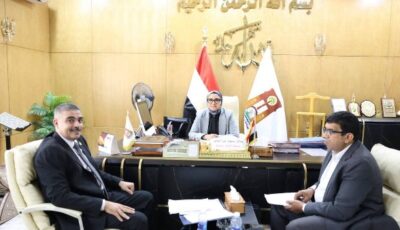 محافظ الوادي الجديد تبحث مطالب المواطنين وتحسين مستوى الخدمات المقدمة