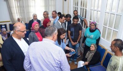 في لفتة إنسانية.. محافظ الإسكندرية يستجيب لمطلب سيدة من ذوي الإعاقة