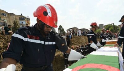 جثث وأراضٍ متفحمة.. 73 قتيلا ودمار واسع جراء حرائق الجزائر