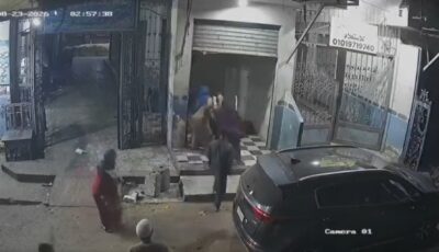 اقتحام منزل وتكسير سيارة.. مشاجرة بين عائلتين بسبب خلافات الجيرة في سنورس بالفيوم