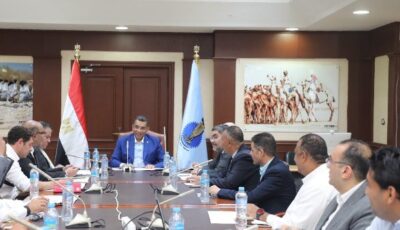 محافظ البحر الأحمر يترأس اجتماع مجلس إدارة الهيئة الإقليمية لتنشيط السياحة بالمحافظة