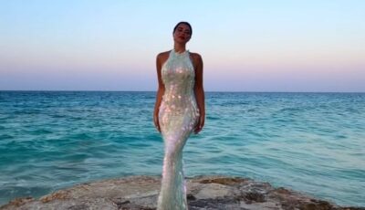 يارا السكري تخطف الأنظار بإطلالة ساحرة على البحر