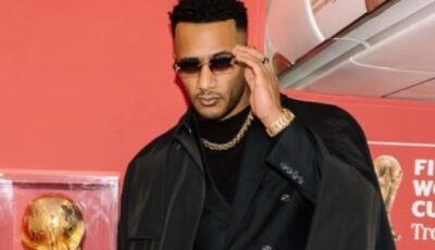 محمد رمضان يقتحم مسرح حفلته بسيارة فارهة في الساحل الشمالي