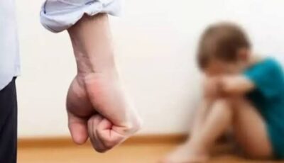 ننشر تفاصيل التحقيقات مع المتهمة بمساعدة عشيقها على ضرب ابنها حتى وفاته في حلوان