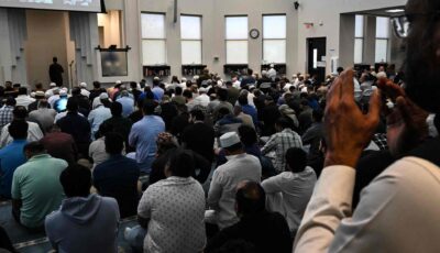 كيف انتقلت الإسلاموفوبيا من هامش اليمين إلى سلطة الدولة في تكساس؟ | دين
