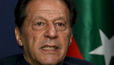 حكومة باكستان تطعن في أمر قضائي بنقل عمران خان إلى المستشفى | أخبار