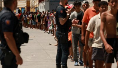 تأهب بالمغرب لموجة عبور جديدة إلى سبتة واتهامات لإسبانيا بتجاهل التحذيرات | أخبار