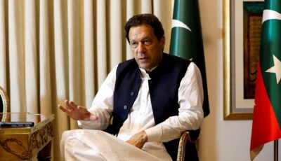 المحكمة العليا الباكستانية تأمر بنقل عمران خان للمستشفى | أخبار