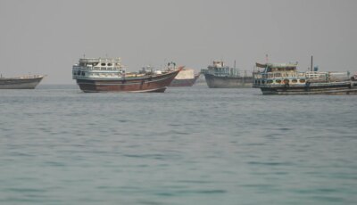 إيران تشدد إجراءاتها في هرمز وواشنطن تواجه ضغوطا عسكرية بسبب الحرب | أخبار