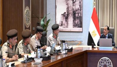 رئيس الوزراء يتابع موقف المشروعات الجاري تنفيذها بالتعاون مع الهيئة الهندسية