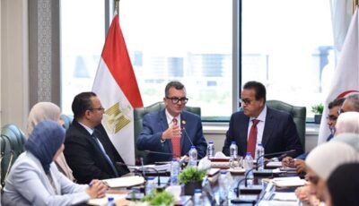 وزيرا الصحة والتخطيط يناقشان مشروعات القطاع الصحي ضمن خطة التنمية الاقتصادية
