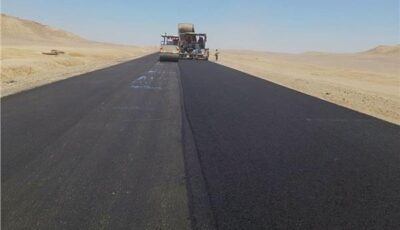 «الطرق والكباري» تنفي سوء حالة طريق «قفط – القصير».. وتؤكد: أعمال التطوير مستمرة