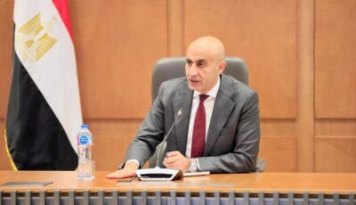 التعليم تحيل مدير مدرسة بقنا للتحقيق بسبب منشور إجبار الطالبات على النقاب